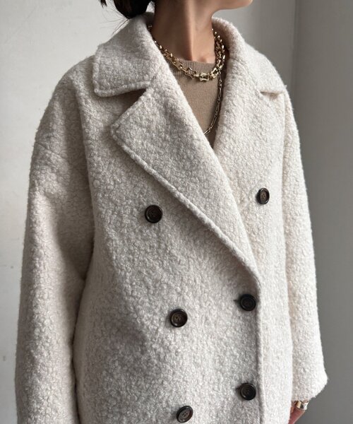 DouDou（ドゥドゥ）の「【WEB限定】ボアダウンダブルテーラードコート（その他アウター・レディース・オフホワイト/ブラック・FREE）」の17枚目の写真