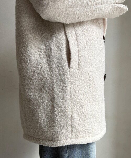 DouDou（ドゥドゥ）の「【WEB限定】ボアダウンダブルテーラードコート（その他アウター・レディース・オフホワイト/ブラック・FREE）」の21枚目の写真