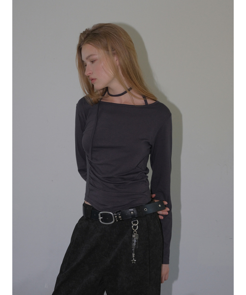 ETMON(エトモン)の「Boat-Neck Strap T-Shirt, Charcoal(Tシャツ/カットソー・レディース・その他・F)」の5枚目の写真
