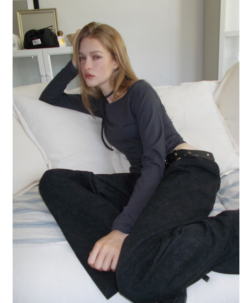 ETMON(エトモン)の「Boat-Neck Strap T-Shirt, Charcoal(Tシャツ/カットソー・レディース・その他・F)」の6枚目の写真