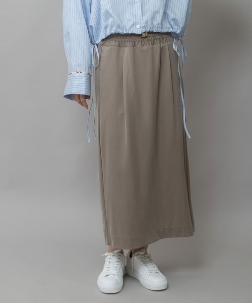 Munich(ミューニック)の「サテンジャージータイトスカート(スカート・レディース・ベージュ/カーキ/ブラック・M)」の3枚目の写真