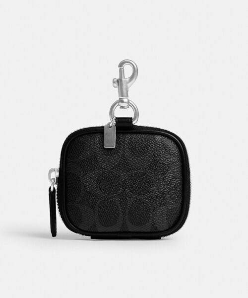 COACH（コーチ）の「クリップ オン ポーチ・シグネチャー キャンバス（ポーチ・メンズ・ブラック系その他・ONE）」の2枚目の写真