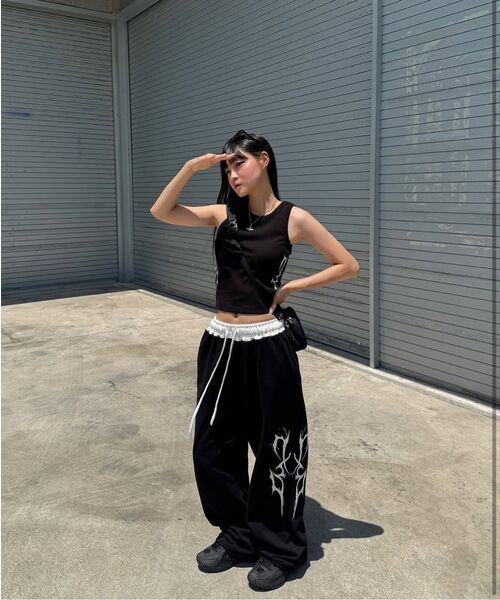 DXOH（ディソエイチ）の「サンダーロゴ レディース ノースリーブ ブラック（Tシャツ/カットソー・レディース・その他・FREE）」の5枚目の写真