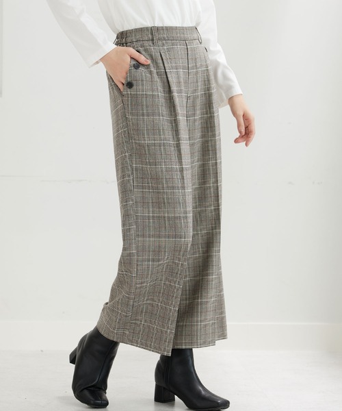 BELLUNA PLUS(ベルーナ)の「サマ見え(W)ボタン使いワイドパンツ61(その他パンツ・レディース・ブラック/グレー系/テラコッタ/ブラック系・X-LARGE/LARGE/MEDIUM/SMALL)」の10枚目の写真