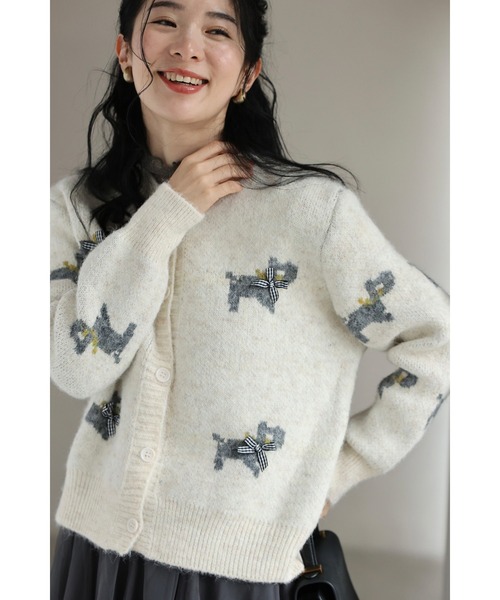cawaii(カワイイ)の「お散歩わんちゃんのもっちりニットカーディガン(カーディガン/ボレロ・レディース・ライトベージュ・FREE)」の9枚目の写真