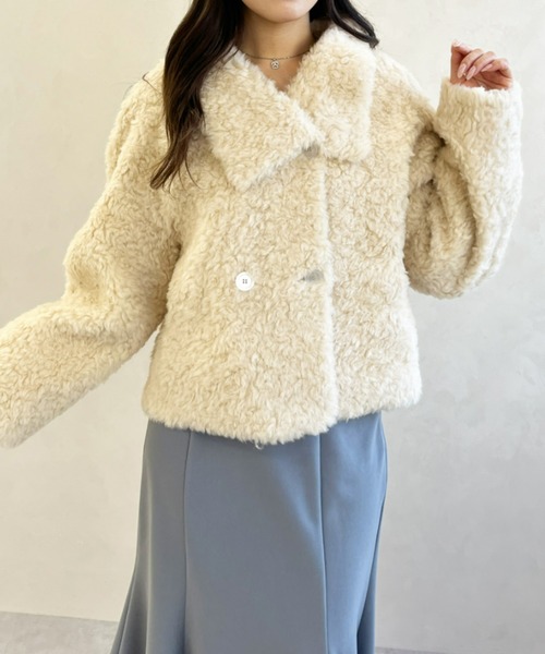 MISCH MASCH(ミッシュマッシュ)の「一部店舗限定 ビッグカラーショートボアジャケット(その他アウター・レディース・アイボリー/ブラック・フリ-)」の5枚目の写真