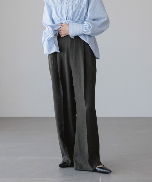 LOWRYS FARM（ローリーズファーム）の「メランジツイルワイドパンツ　589177（デニムパンツ・レディース・グレー/チャコールグレー/ブラウン/ネイビー・SMALL/MEDIUM/LARGE）」の2枚目の写真