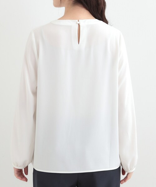 SHOO・LA・RUE（シューラルー）の「【3点スーツセット/洗濯機可】時短で好印象 セットアップ+ブラウス（ノーカラージャケット・レディース・ネイビー/ブラック・02/04/03/01）」の20枚目の写真