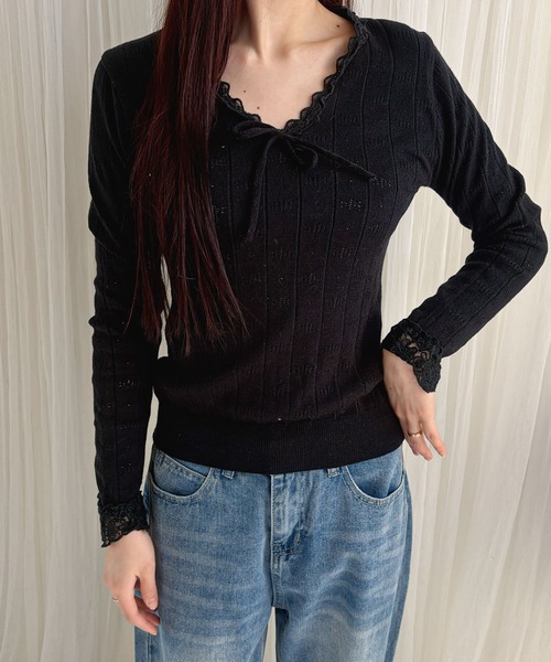 frunco（フランコ）の「【ZOZOTOWN限定】Vネックレースカットトップス（Tシャツ/カットソー・レディース・グレー/アイボリー/ブラック・FREE）」の2枚目の写真