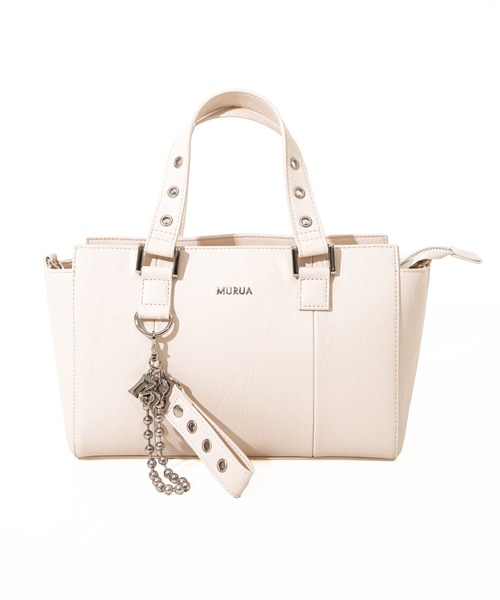 MURUA(ムルーア)の「【MURUA/ムルーア】 BELT CHARM SERIES チャーム付きハンドバッグ(ハンドバッグ・レディース・ブラック/アイボリー・FREE)」の5枚目の写真