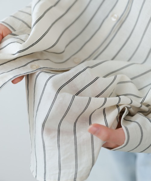 Bab（バブ）の「シアーストライプシャツ（シャツ/ブラウス・レディース・ライトピンク/アイボリー/ブルー・M）」の12枚目の写真