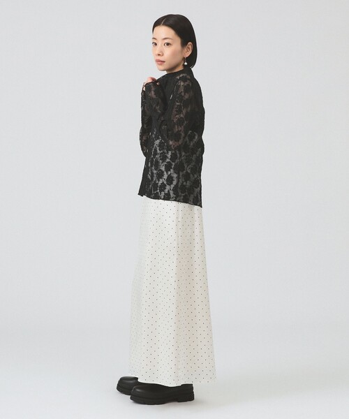 Ray BEAMS（レイビームス）の「カット レース シャツ（シャツ/ブラウス・レディース・オフホワイト/ブラック・ONE SIZE）」の8枚目の写真