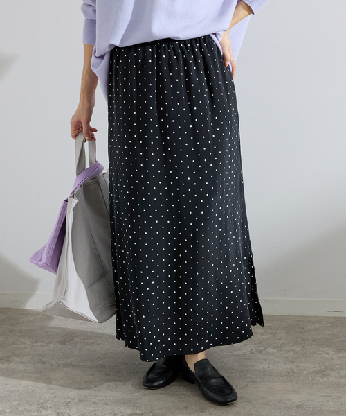 IENA(イエナ)の「IPEKERフィブリルドットプリントスカート(スカート・レディース・ブラック・34/36/38)」の3枚目の写真