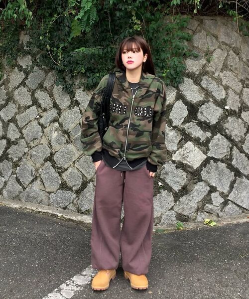 CRIGUN(クリガン)の「APPLIQUE RIVET ZIP UP HOODIE CAMO(パーカー・レディース・アーミー・WS/MEDIUM/LARGE/X-LARGE)」の13枚目の写真