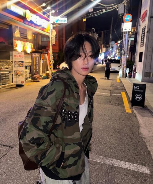 CRIGUN(クリガン)の「APPLIQUE RIVET ZIP UP HOODIE CAMO(パーカー・レディース・アーミー・WS/MEDIUM/LARGE/X-LARGE)」の15枚目の写真