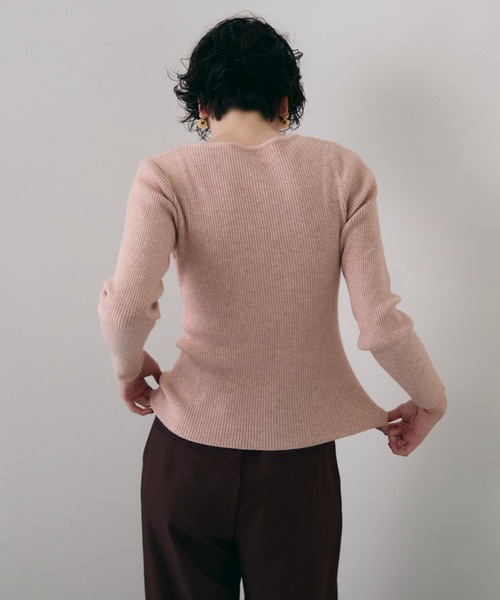 Trish（トリッシュ）の「レースレイヤードヘンリーネックリブニット（ニット/セーター・レディース・ブラウン/ホワイト/ピンク・FREE）」の15枚目の写真