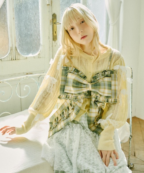 kutir(クティール)の「【クティールとレトロ】レースリボンパフスリーブカーディガン(カーディガン/ボレロ・レディース・オフホワイト/アイボリー/ピンク・FREE)」の1枚目の写真