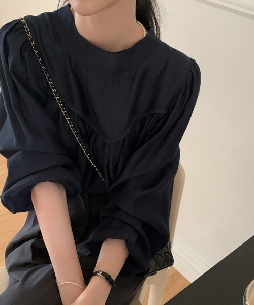 ReRe(リリ)の「リボンタイギャザー袖ブラウス(シャツ/ブラウス・レディース・ネイビー/ホワイト・FREE)」の11枚目の写真