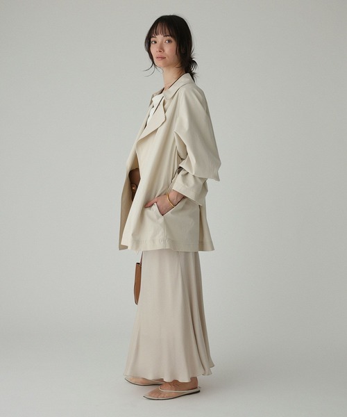 BABYLONE（バビロン）の「【多機能素材】タイプライターショートトレンチ（トレンチコート・レディース・チャコール/ライトベージュ・フリー）」の18枚目の写真