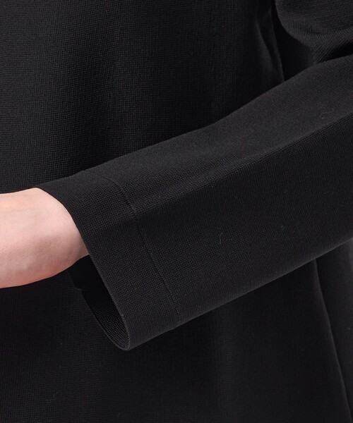 MACKINTOSH PHILOSOPHY（ﾏｯｷﾝﾄｯｼｭ ﾌｨﾛｿﾌｨｰ）の「ミラノリブフレアニットジャケット（カーディガン/ボレロ・レディース・オフホワイト/ブラック・38）」の9枚目の写真