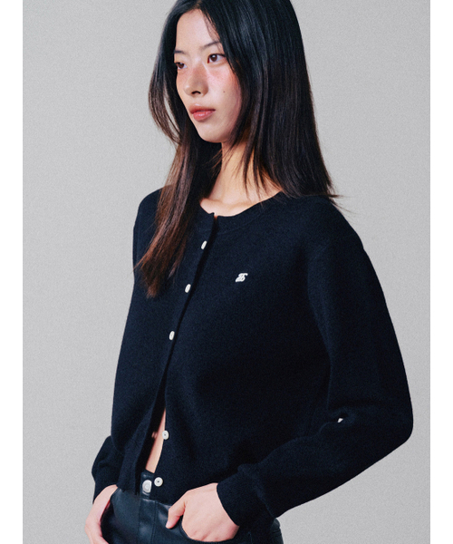 ANNEHEARTS(アンハーツ)の「Logoplay Knit Cardigan Black(カーディガン/ボレロ・レディース・その他・FREE)」の12枚目の写真