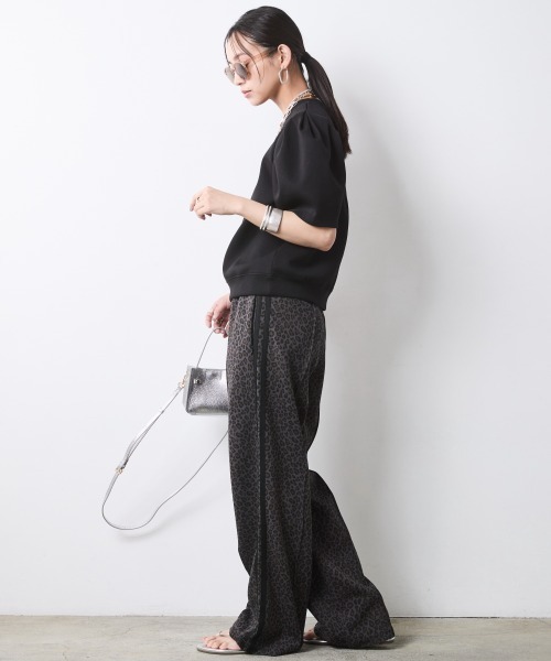 CHIC STYLE（シックスタイル）の「レオパードトラックパンツ＜大きいサイズ有＞シックスタイル（その他パンツ・レディース・グレー系/ブラウン系・LL/3L/4L/5L/M/L）」の10枚目の写真