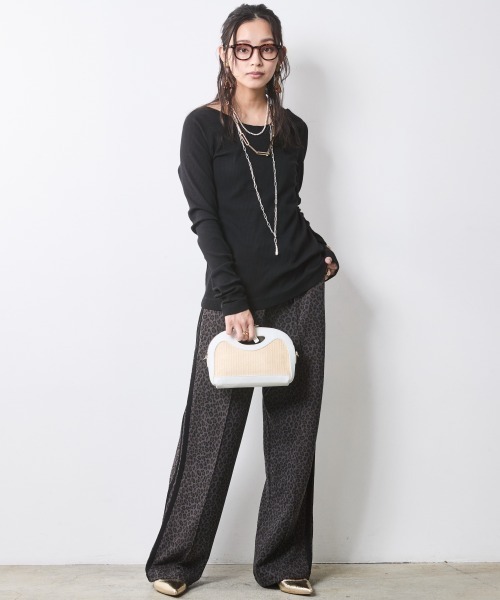 CHIC STYLE（シックスタイル）の「レオパードトラックパンツ＜大きいサイズ有＞シックスタイル（その他パンツ・レディース・グレー系/ブラウン系・LL/3L/4L/5L/M/L）」の20枚目の写真