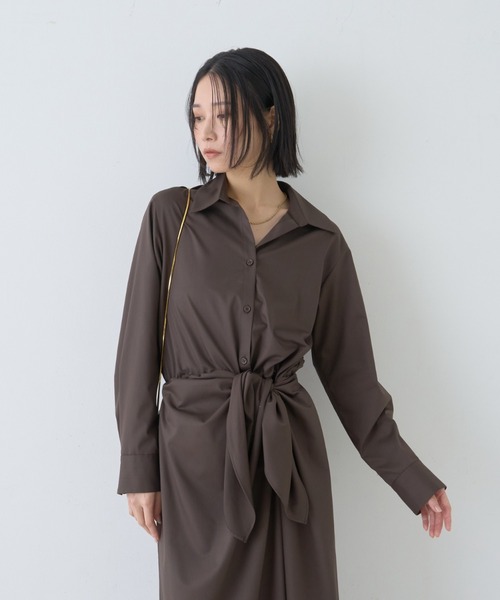 Rouge vif(ルージュヴィフ)の「ドレープウエストリボンワンピース(ワンピース・レディース・ブラウン/アイボリー/ベージュ・36/38)」の5枚目の写真
