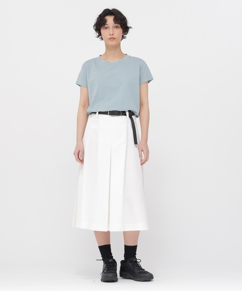 MARGARET HOWELL（マーガレットハウエル）の「PLAIN COTTON JERSEY（Tシャツ/カットソー・レディース・チャコール/ブルー系その他7/ホワイト・2/1）」の15枚目の写真
