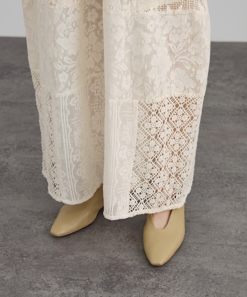 SALON adam et rope'（サロン アダム エ ロペ）の「【WEB限定】パッチワークレースパンツ / セットアップ対応（その他パンツ・レディース・オフホワイト/ブラック・FREE）」の12枚目の写真