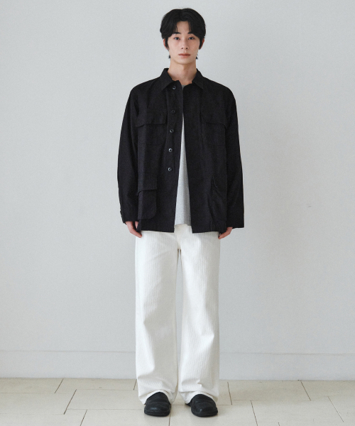 WEDNESDAY OASIS(ウェンズデーオアシス)の「フレンチワークサファリジャケット_BLACK(WC25-SH02)(その他アウター・メンズ・ブラック・FREE)」の2枚目の写真