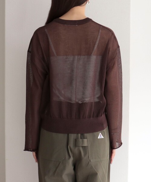 fredy emue(フレディエミュ)の「刺繍入りシアーニットカーディガン(カーディガン/ボレロ・レディース・グレー/オフホワイト/ブラウン/オレンジ・38)」の11枚目の写真