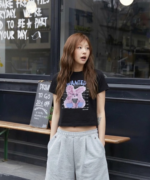 MAHAGRID(マハグリッド)の「『mahagrid/マハグリッド』WANTED BAD DOLLY TEE/ウォンテッド バッドドリー Tシャツ(Tシャツ/カットソー・レディース・ホワイト/ブラック・XS)」の7枚目の写真