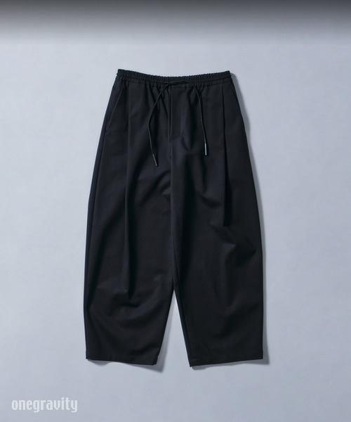 onegravity(ワングラビティ)の「onegravity / ボリュームプリーツ ワイドパンツ(その他パンツ・メンズ・オリーブ/ブラック・MEDIUM/SMALL/LARGE)」の1枚目の写真