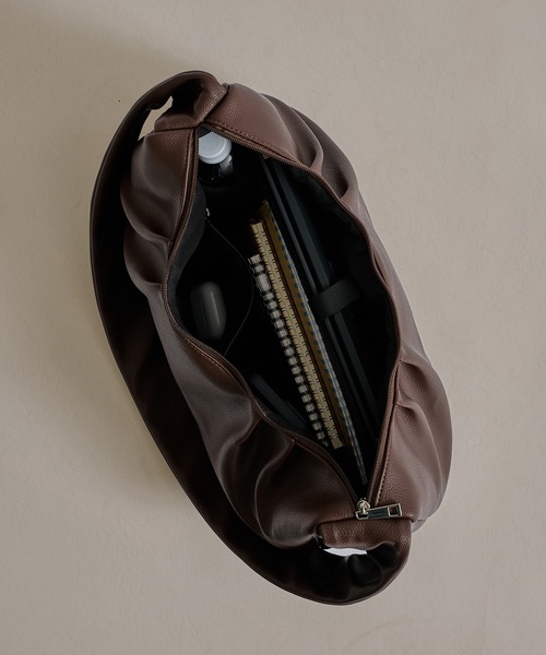 epnok（エプノック）の「【A4/PC収納可】多機能ビッグショルダーバッグ（ショルダーバッグ・メンズ・ブラウン/ブラック・ONE SIZE）」の21枚目の写真