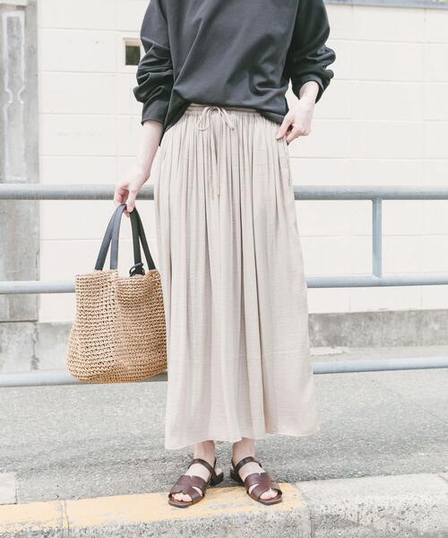 ITEMS URBANRESEARCH(アイテムズ アーバンリサーチ)の「イージーガウチョパンツ(その他パンツ・レディース・ベージュ系その他/キャメル/チャコールグレー・FREE)」の13枚目の写真