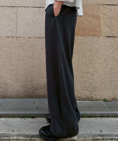 Chikashitsu +(チカシツプラス)の「【Chikashitsu +】belt tuck wide slacks / 【チカシツプラス】ベルト付きタックワイドスラックス<着用動画あり>(スラックス・メンズ・ブラック/ブラウン/グレー・L/M)」の18枚目の写真