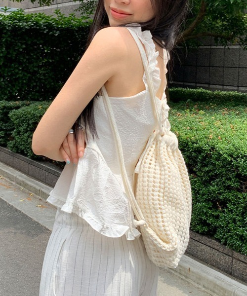 FAVORITO(ファヴォリート)の「リボンデザインリバーシブルノースリーブトップス(タンクトップ・レディース・ネイビー/ホワイト・F)」の12枚目の写真