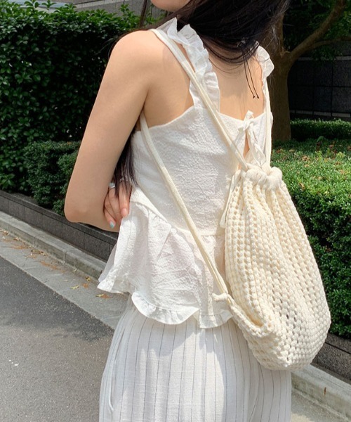 FAVORITO(ファヴォリート)の「リボンデザインリバーシブルノースリーブトップス(タンクトップ・レディース・ネイビー/ホワイト・F)」の13枚目の写真
