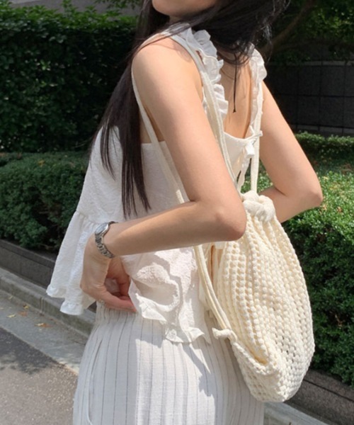 FAVORITO(ファヴォリート)の「リボンデザインリバーシブルノースリーブトップス(タンクトップ・レディース・ネイビー/ホワイト・F)」の16枚目の写真