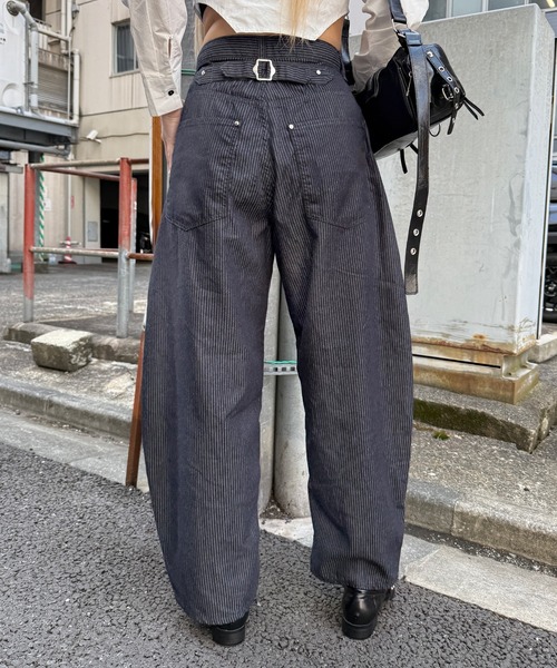 Figments(フィグメンツ)の「ストライプワークデニム(デニムパンツ・レディース・ネイビー・LARGE/SMALL/MEDIUM)」の3枚目の写真