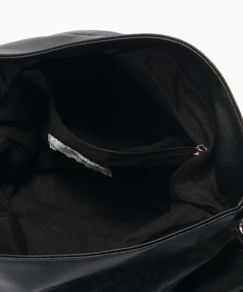 OSKR（オーエスケーアール）の「OSKR / オーエスケーアール ex 2WAY Design Handle Tote BAG（トートバッグ・メンズ・ブラック・FREE）」の6枚目の写真