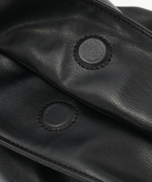 OSKR（オーエスケーアール）の「OSKR / オーエスケーアール ex 2WAY Design Handle Tote BAG（トートバッグ・メンズ・ブラック・FREE）」の5枚目の写真