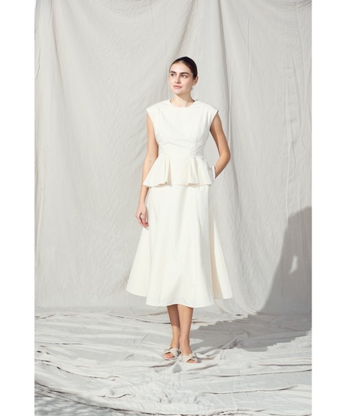 Estella.K(エステラケー)の「【Audire×Estella.K】Staycation peplum dress/フレンチペプラムドレス(Audireコラボ)(ワンピース・レディース・アイボリー/ベージュ系その他/ネイビー・SMALL/MEDIUM)」の2枚目の写真