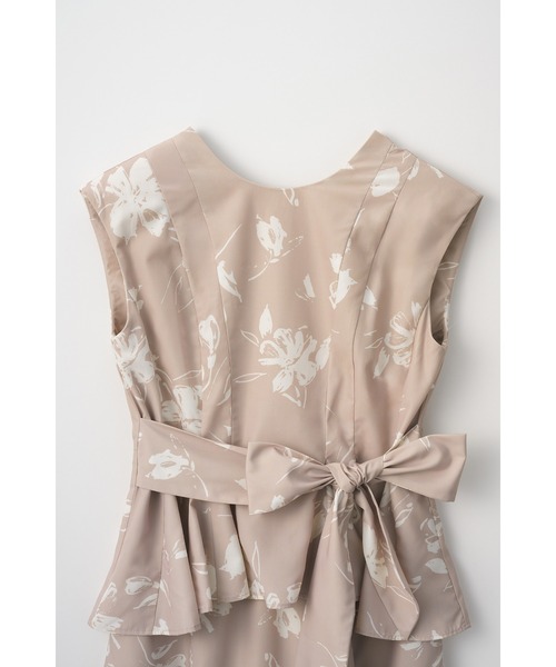 Estella.K(エステラケー)の「【Audire×Estella.K】Staycation peplum dress/フレンチペプラムドレス(Audireコラボ)(ワンピース・レディース・アイボリー/ベージュ系その他/ネイビー・SMALL/MEDIUM)」の11枚目の写真