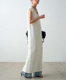 お値下げ依頼中Loungedress ラウンジドレス ボリュームブルゾン 白 M Loungedress】ボリュームブルゾン | OUTLET(アウトレット)レディース