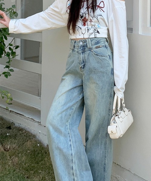 LUCPY（ラクピー）の「ハイウエストストレートワイドデニムパンツ（デニムパンツ・レディース・ライトブルー・X-SMALL/SMALL/MEDIUM/LARGE）」の3枚目の写真
