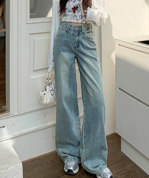 LUCPY（ラクピー）の「ハイウエストストレートワイドデニムパンツ（デニムパンツ・レディース・ライトブルー・X-SMALL/SMALL/MEDIUM/LARGE）」の4枚目の写真