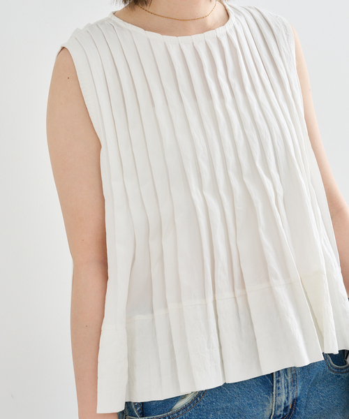 U by SPICK&SPAN（ユーバイスピックアンドスパン）の「UBY Spick & Span タックブラウス（シャツ/ブラウス・レディース・ブラック/ホワイト・FREE）」の12枚目の写真