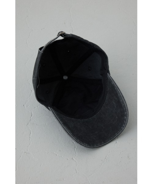 AZUL by moussy（アズールバイマウジー）の「ウォッシュ加工フロントメッセージキャップ（キャップ・レディース・ベージュ/ブラウン/ブルー/ブラック・FREE）」の14枚目の写真